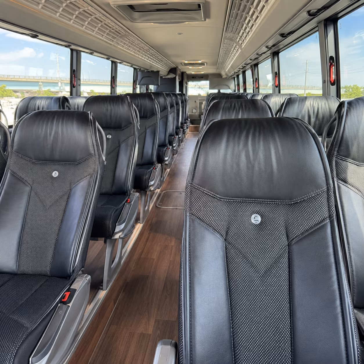 charter buses for vineyard and rural venue weddings outside salem