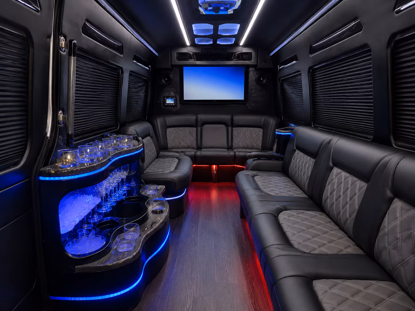 music festival shuttle buses for waterfront blues festival and portland summer events