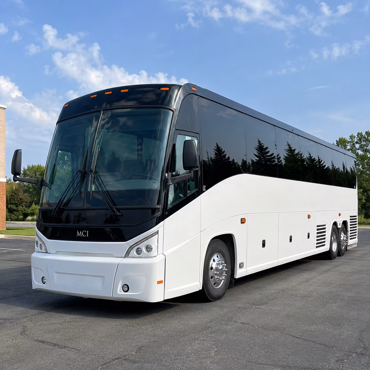 oregon national guard shuttle buses between salem and statewide armories