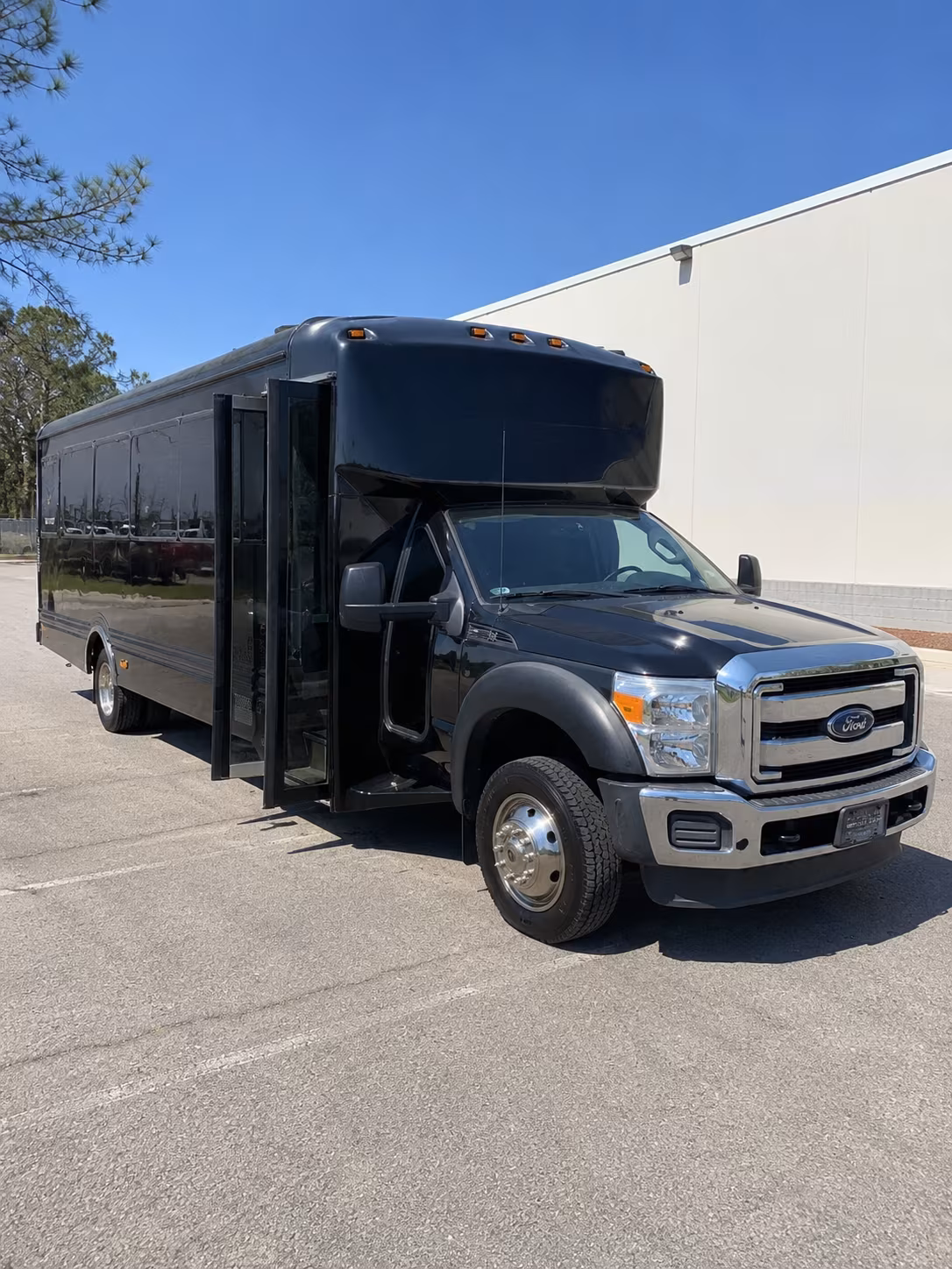 salem quinceanera sweet 16 party bus rental